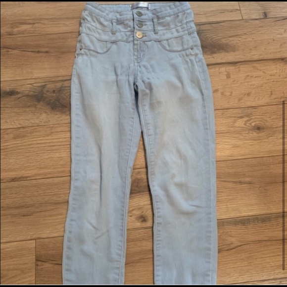 High waisted jeans - Picture 2 of 3